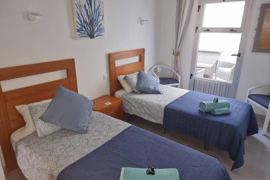 Casa Gales: Relax Next To The Sea Apartment For Families คอร์ราเลโฮ ภายนอก รูปภาพ
