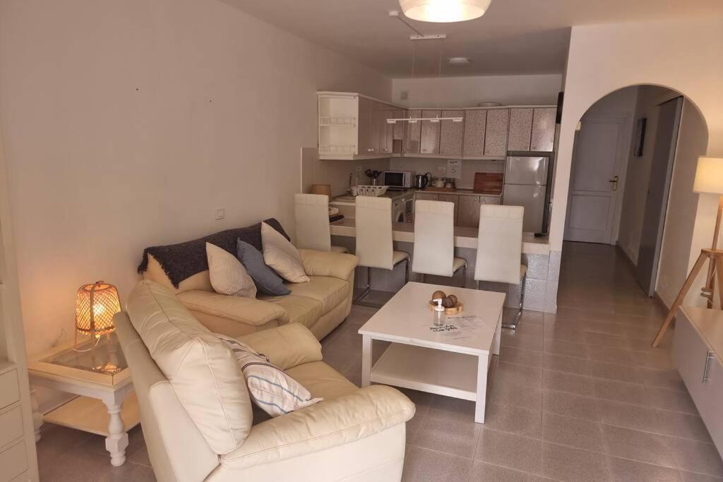 Casa Gales: Relax Next To The Sea Apartment For Families คอร์ราเลโฮ ภายนอก รูปภาพ